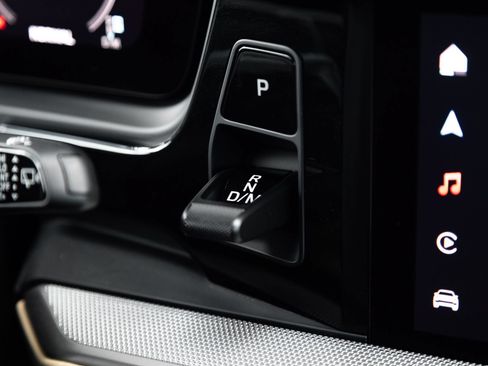 Certified 2025 Porsche Cayenne S AWD/4WD image 18