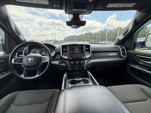 Used 2021 RAM 1500 Big Horn AWD/4WD image 7