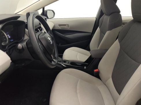 Used 2022 Toyota Corolla LE FWD image 17
