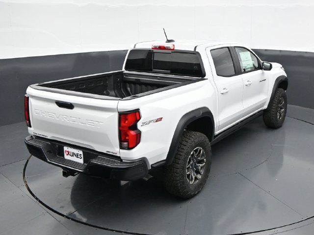 New 2026 Chevrolet Colorado ZR2 w/ Technology Package AWD/4WD image 45