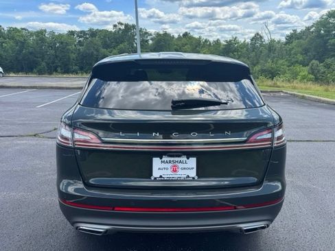 Used 2022 Lincoln Nautilus Reserve AWD/4WD image 4