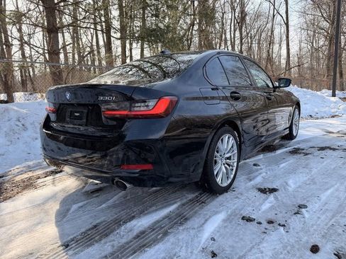 Used 2023 BMW 330i xDrive Sedan w/ Premium Package image 3