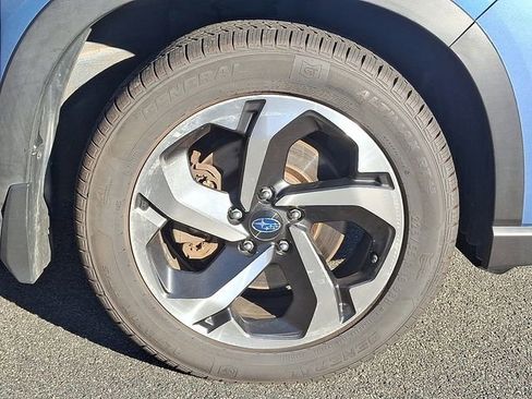 Used 2022 Subaru Forester Touring image 8