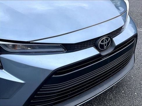 Used 2024 Toyota Corolla LE FWD image 32