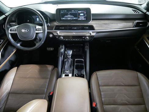 Used 2020 Kia Telluride SX w/ SX Prestige Package image 10
