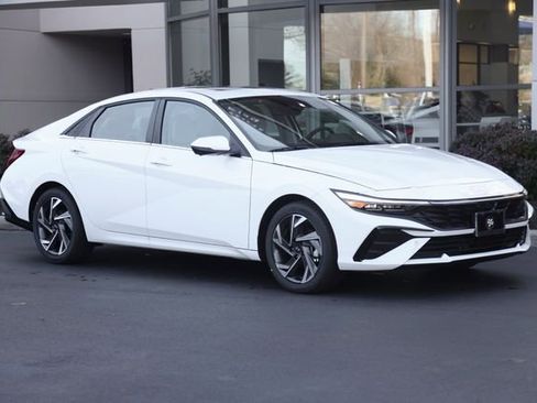 New 2025 Hyundai Elantra Limited w/ Cargo Package image 1