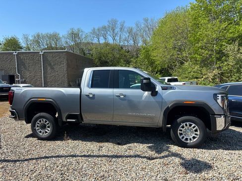 New 2026 GMC Sierra 2500 SLE w/ SLE Convenience Package AWD/4WD image 2