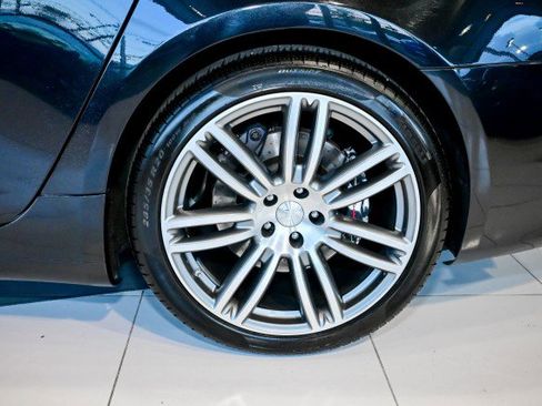 Used 2018 Maserati Quattroporte S GranLusso Q4 AWD/4WD image 45