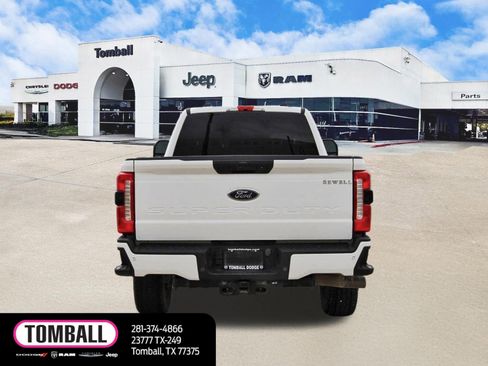 Used 2023 Ford F250 XL w/ STX Appearance Package AWD/4WD image 6