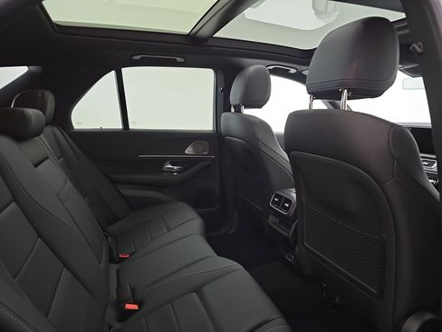 Certified 2025 Mercedes-Benz GLE 450e 4MATIC image 25