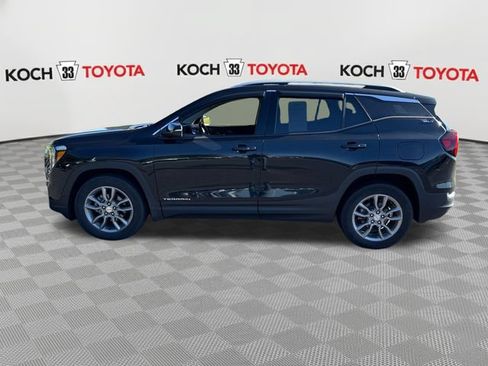 Used 2022 GMC Terrain SLT AWD/4WD image 4