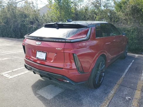 Certified 2026 Cadillac Lyriq V image 5