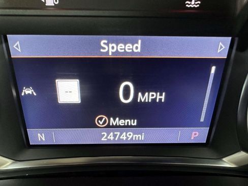 Used 2023 Chevrolet Traverse RS AWD/4WD image 30