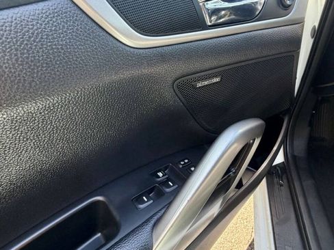 Used 2016 Hyundai Veloster w/ Option Group 02 FWD image 21