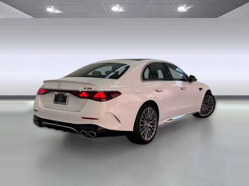 New 2026 Mercedes-Benz E 53 AMG e 4MATIC Sedan image 8