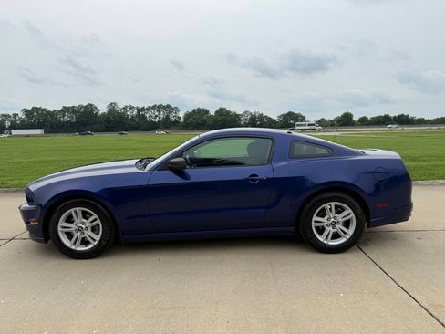 Used 2014 Ford Mustang Coupe w/ Equipment Group 102A RWD image 7