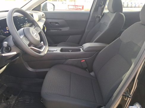 New 2026 Nissan Kicks S image 21