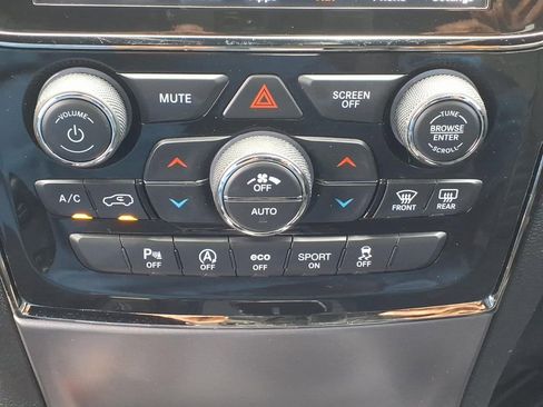 Used 2021 Jeep Grand Cherokee Limited X image 8