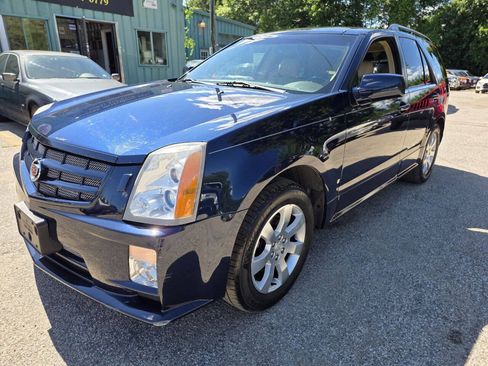 Used 2007 Cadillac SRX w/ Utility Package RWD image 3
