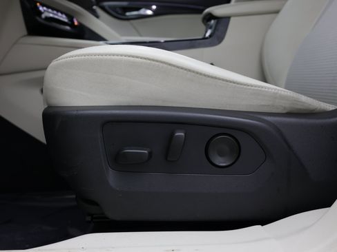 Used 2021 Buick Envision Preferred FWD image 16