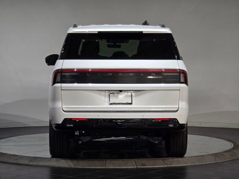 New 2025 Lincoln Navigator Black Label image 8