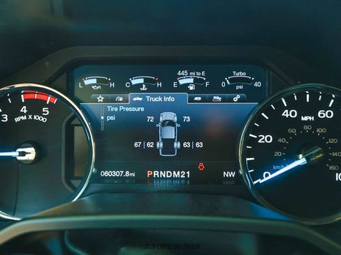 Used 2017 Ford F350 Lariat w/ Lariat Ultimate Package AWD/4WD image 46