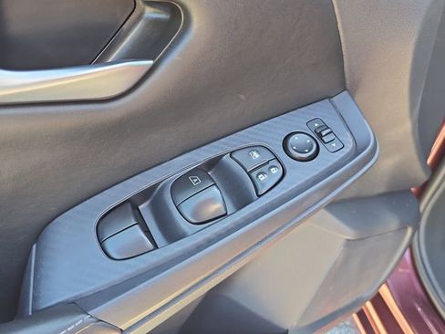Certified 2024 Nissan Sentra SV FWD image 19