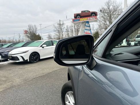 Certified 2023 Toyota Corolla Cross LE w/ Moonroof Package image 16