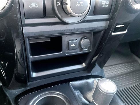 Used 2024 Toyota 4Runner TRD Off-Road Premium image 31