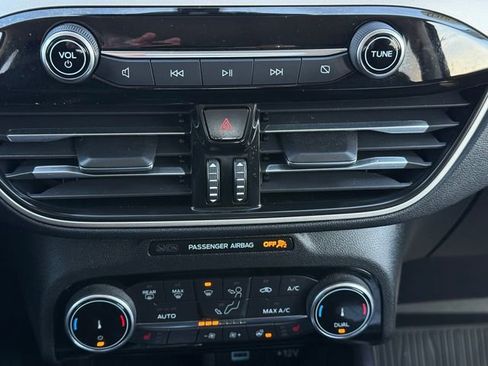 Certified 2022 Ford Escape SEL image 11