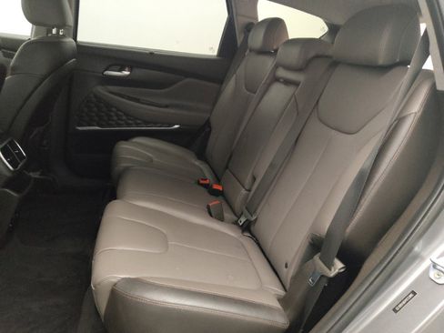 Used 2019 Hyundai Santa Fe Limited FWD image 18