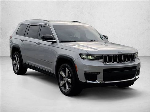 Used 2021 Jeep Grand Cherokee L Limited AWD/4WD image 24