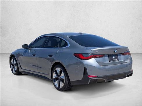 Used 2026 BMW i4 eDrive40 w/ Premium Package RWD image 8