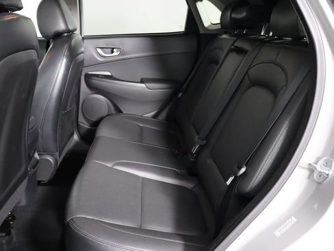 Used 2023 Hyundai Kona Limited FWD image 8