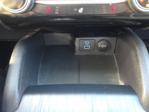 Certified 2022 Ford Escape SE w/ Cold Weather Package image 41