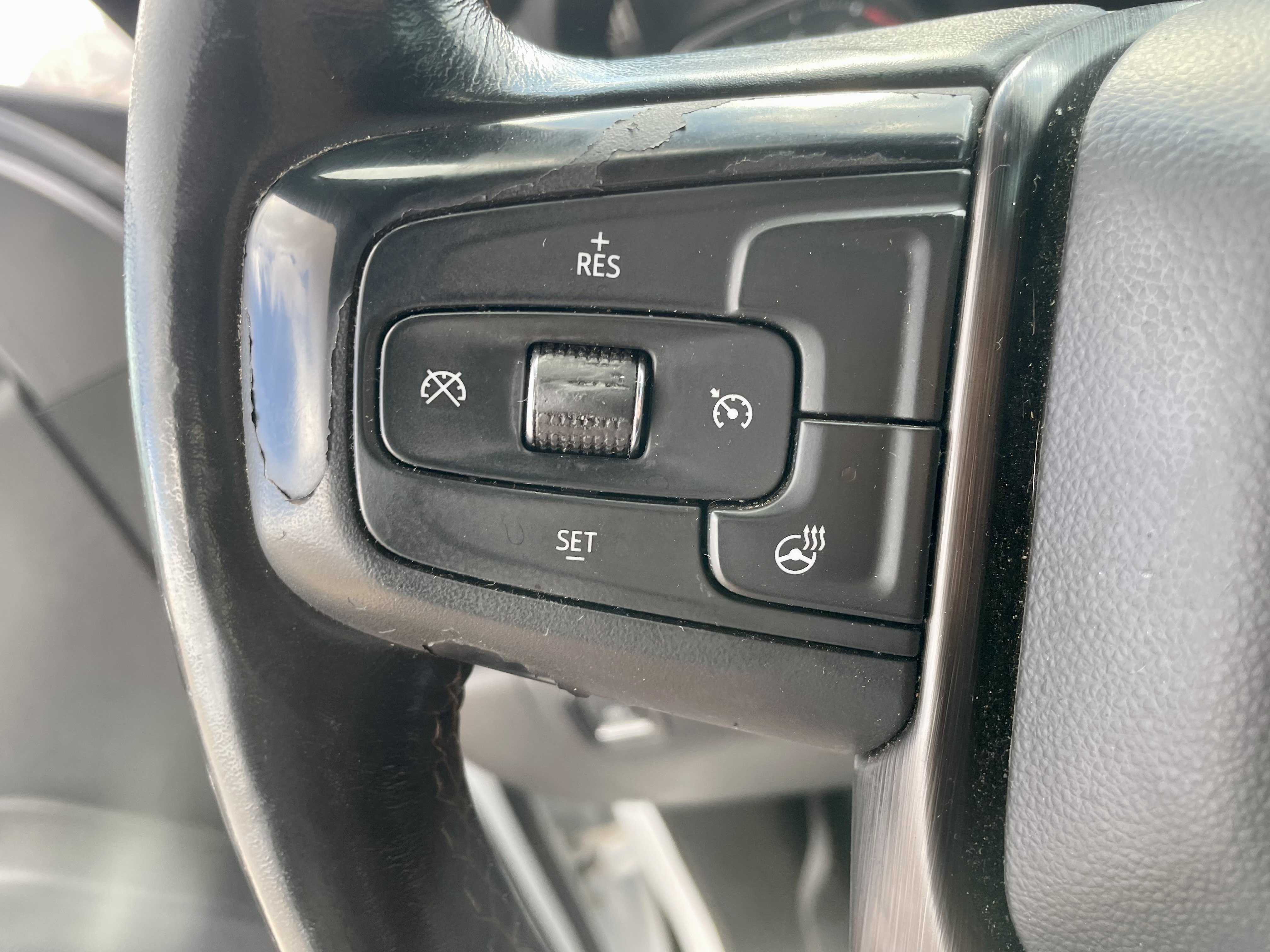 Used 2021 GMC Sierra 1500 AT4 AWD/4WD image 16
