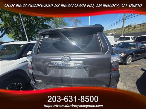 Used 2020 Toyota 4Runner SR5 AWD/4WD image 3
