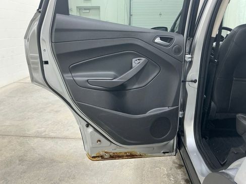 Used 2015 Ford Escape Titanium image 23