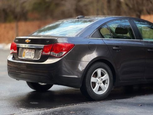 Used 2016 Chevrolet Cruze LT w/ Sun And Sound Package FWD image 7