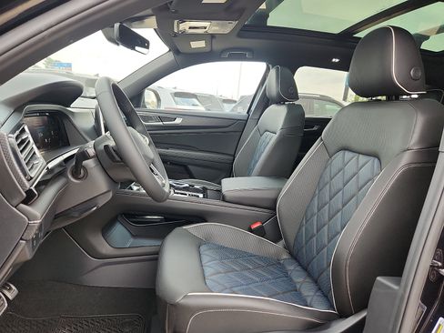 New 2026 Volkswagen Atlas Cross Sport SEL Premium R-Line AWD/4WD image 13
