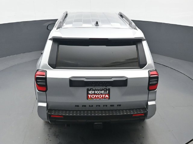 Certified 2026 Toyota 4Runner SR5 AWD/4WD image 43