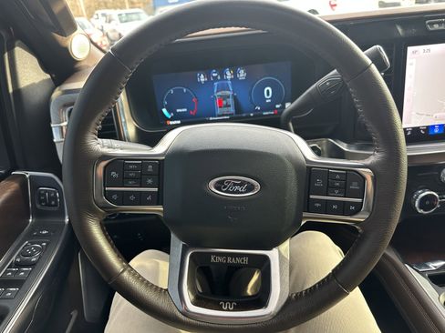 Used 2024 Ford F250 King Ranch image 14