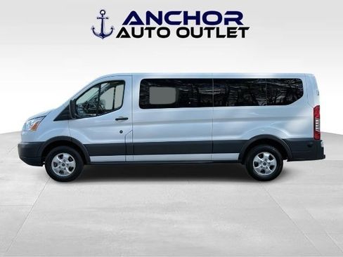 Used 2018 Ford Transit 350 XLT image 5