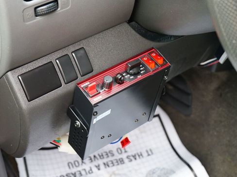 Used 2010 Nissan Xterra X image 12