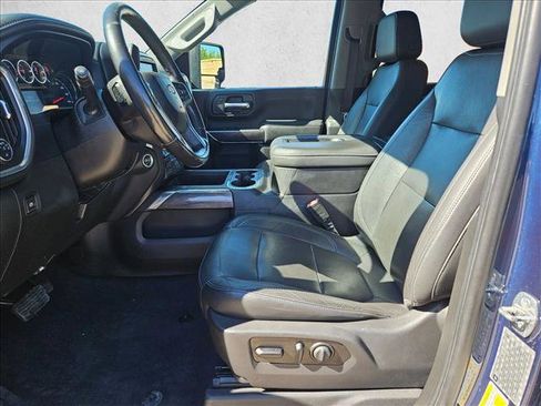 Used 2020 Chevrolet Silverado 2500 LTZ w/ LTZ Texas Edition AWD/4WD image 15
