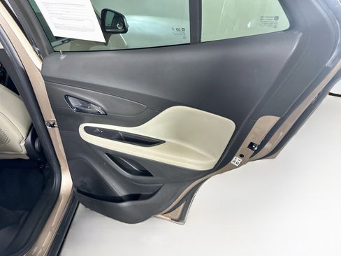 Used 2019 Buick Encore Essence FWD image 28