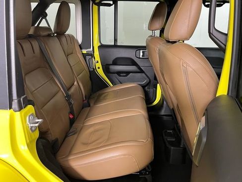 Used 2023 Jeep Wrangler Unlimited Sahara w/ Dual Top Group AWD/4WD image 29