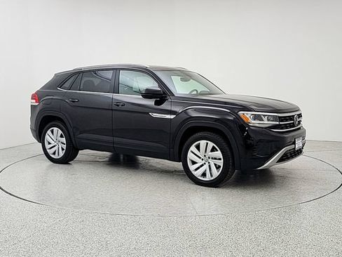 Used 2021 Volkswagen Atlas Cross Sport SE w/ Panoramic Sunroof Package AWD/4WD image 3