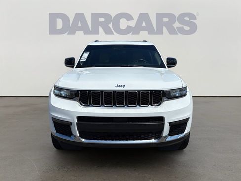 Used 2021 Jeep Grand Cherokee L Limited RWD image 2