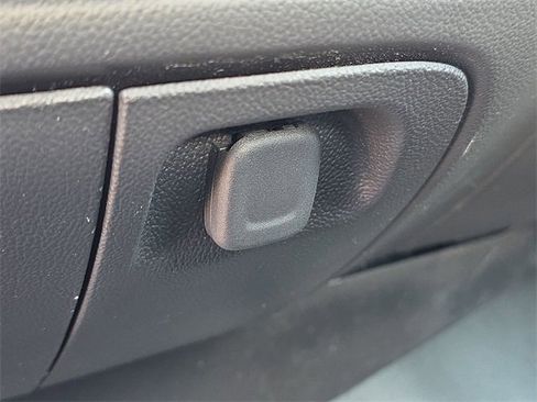 Used 2016 Chevrolet Silverado 2500 W/T image 21